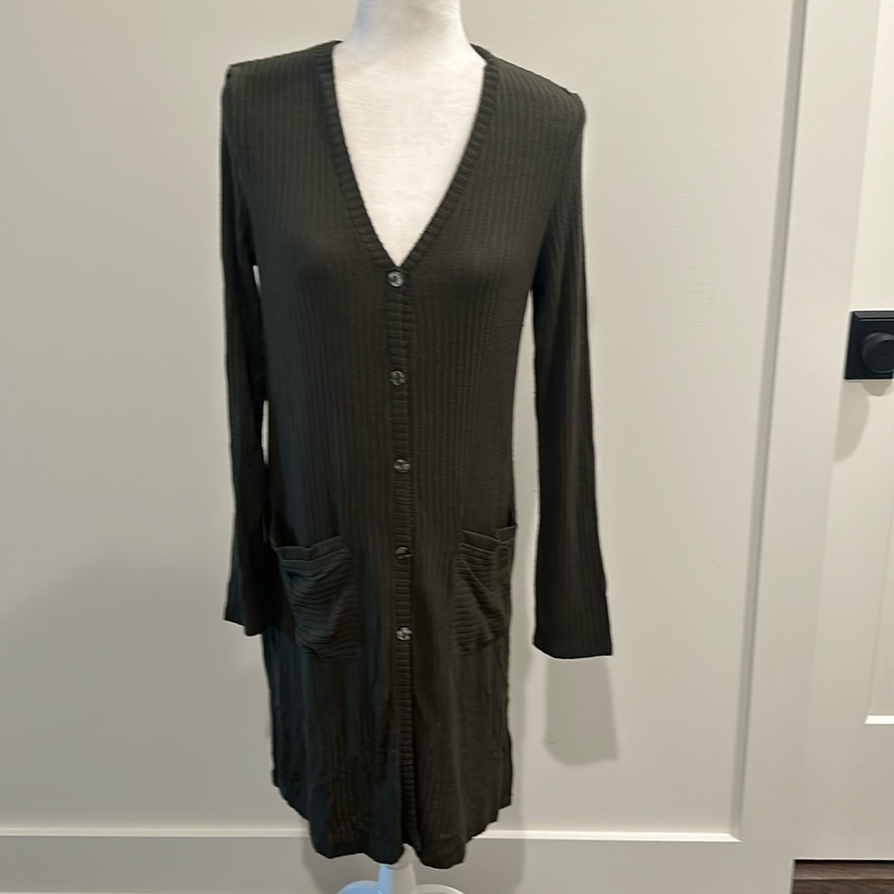 Anthropologie Akemi + Kim Olive Green Long Cardigan Sweater Sz M